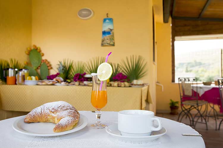 La colazione - Bed and breakfast Alba Marina